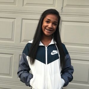 Meet your Posher, Mina